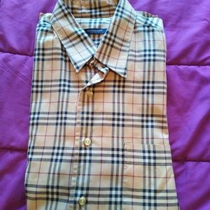 A pre owned man's shirt in very good condition